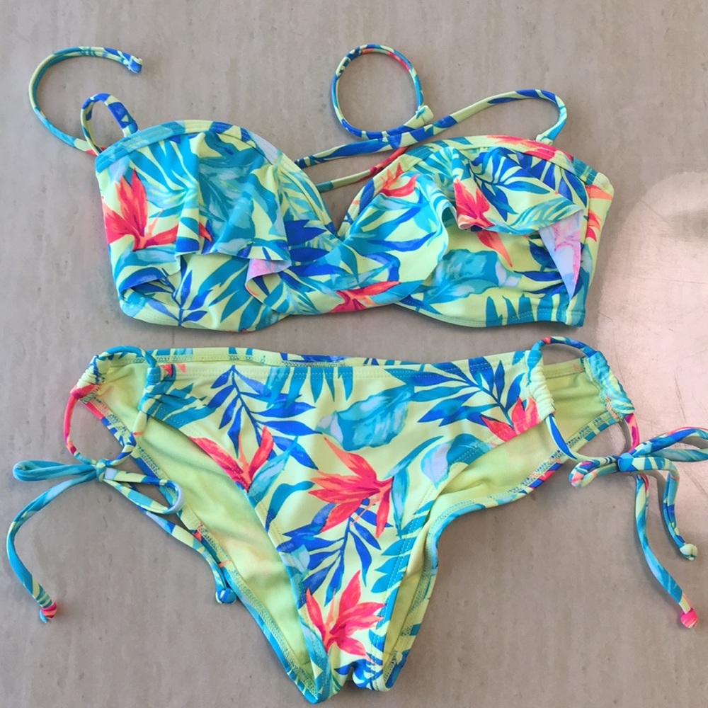 ⭐️Bright Yellow Bikini